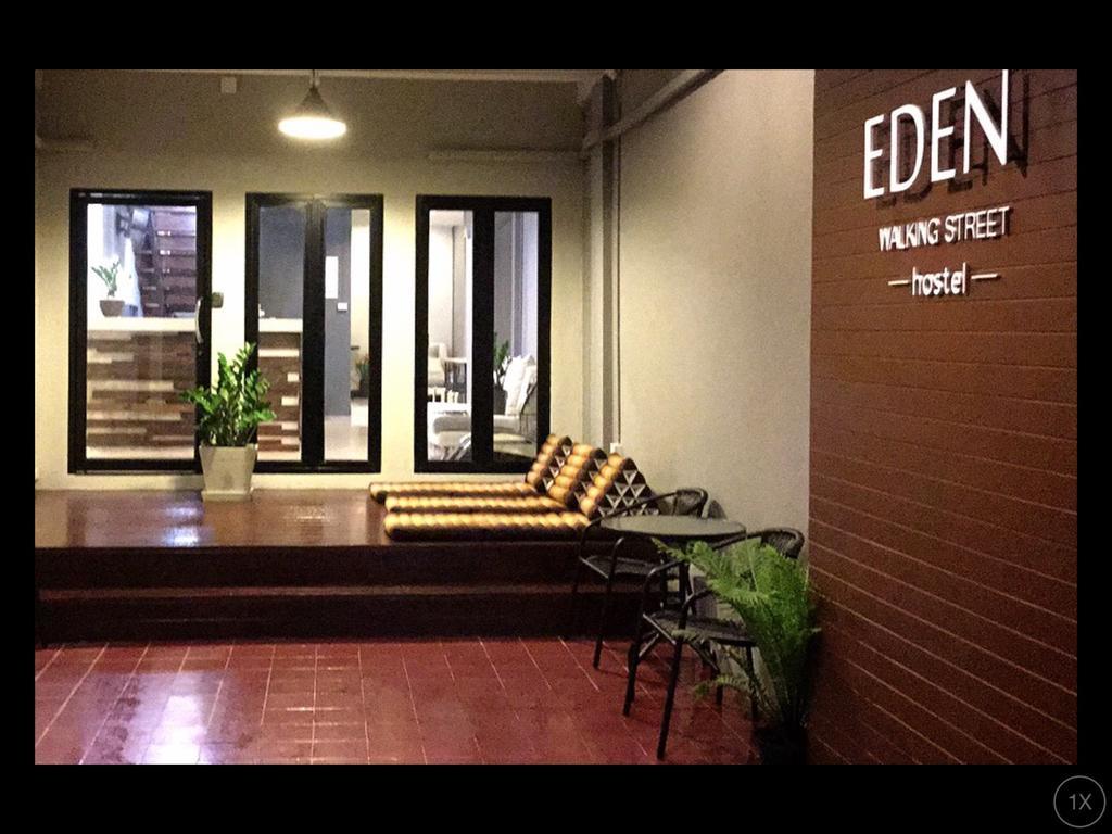 Eden Walking Street Hostel Чіангмай Екстер'єр фото