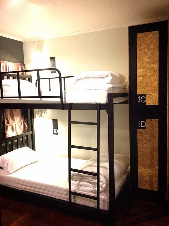 Eden Walking Street Hostel Чіангмай Номер фото