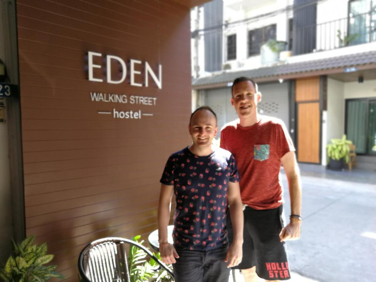 Eden Walking Street Hostel Чіангмай Екстер'єр фото