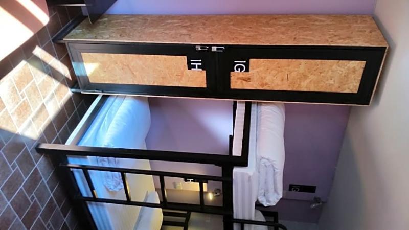 Eden Walking Street Hostel Чіангмай Екстер'єр фото